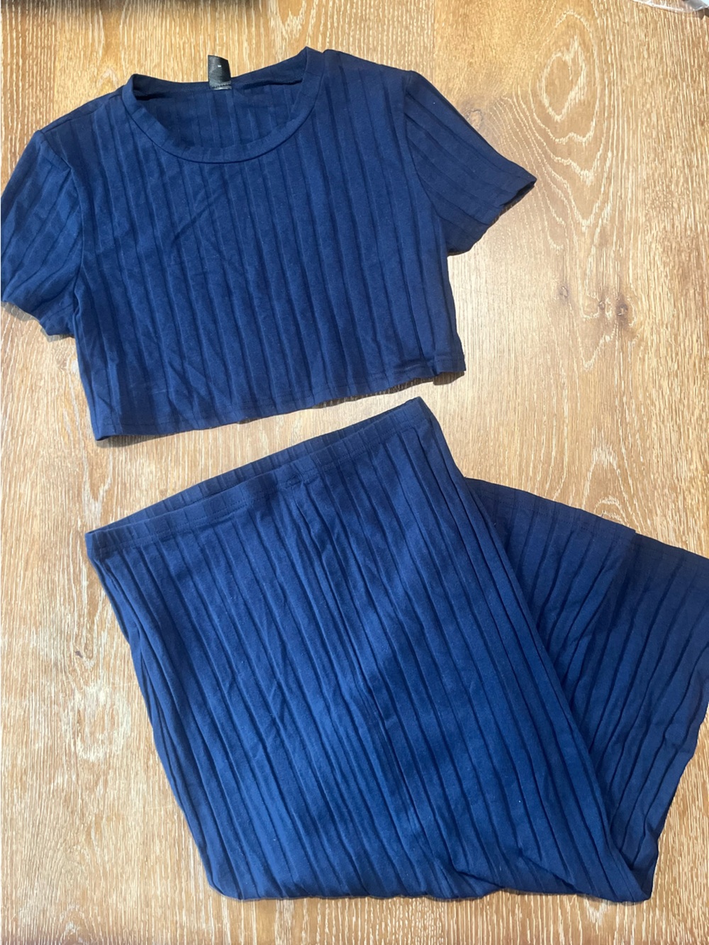 SHEIN Navy Ribbed Cropped Tee & Split-back Skirt Set